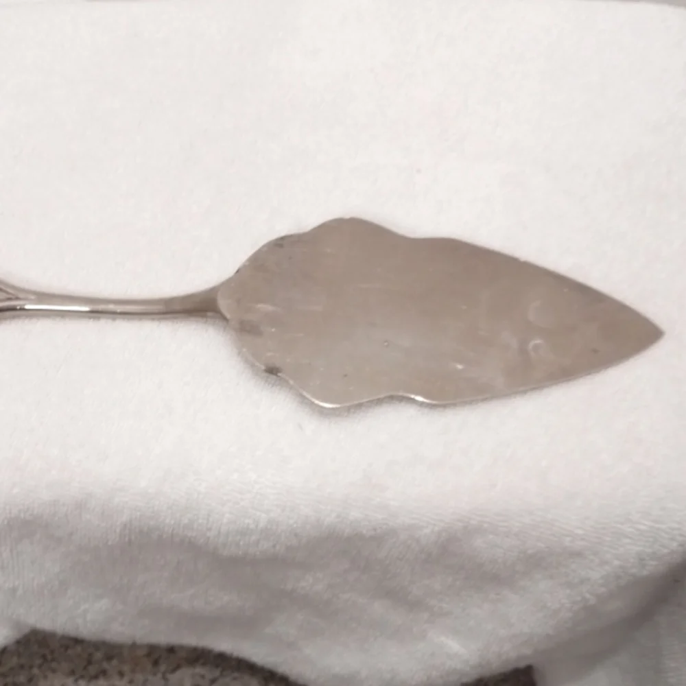 Silver plated Cake & Pie Server 